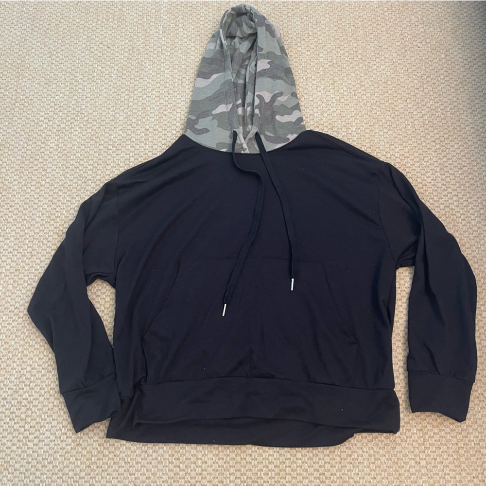 Jac Parker hooded sweater